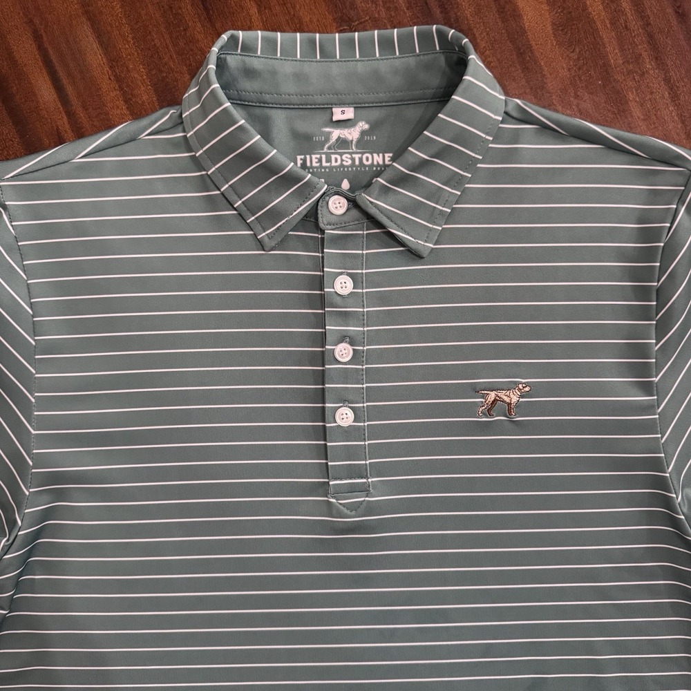 Fieldstone Men's Short Sleeve Performance Polo Shirt Size Small Embroidered Dog